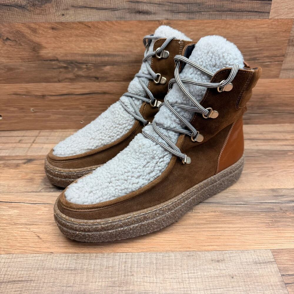 Aquatalia size 9 Taelyn Suede Shearling Bootie Walnut Caramel